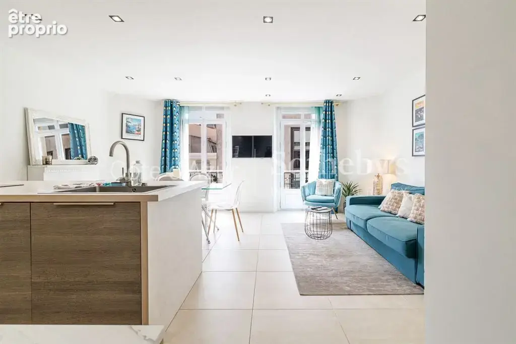 Cannes centre, duplex trois chambres avec balcon plein sud proche du Palais des Festivals - photo 4