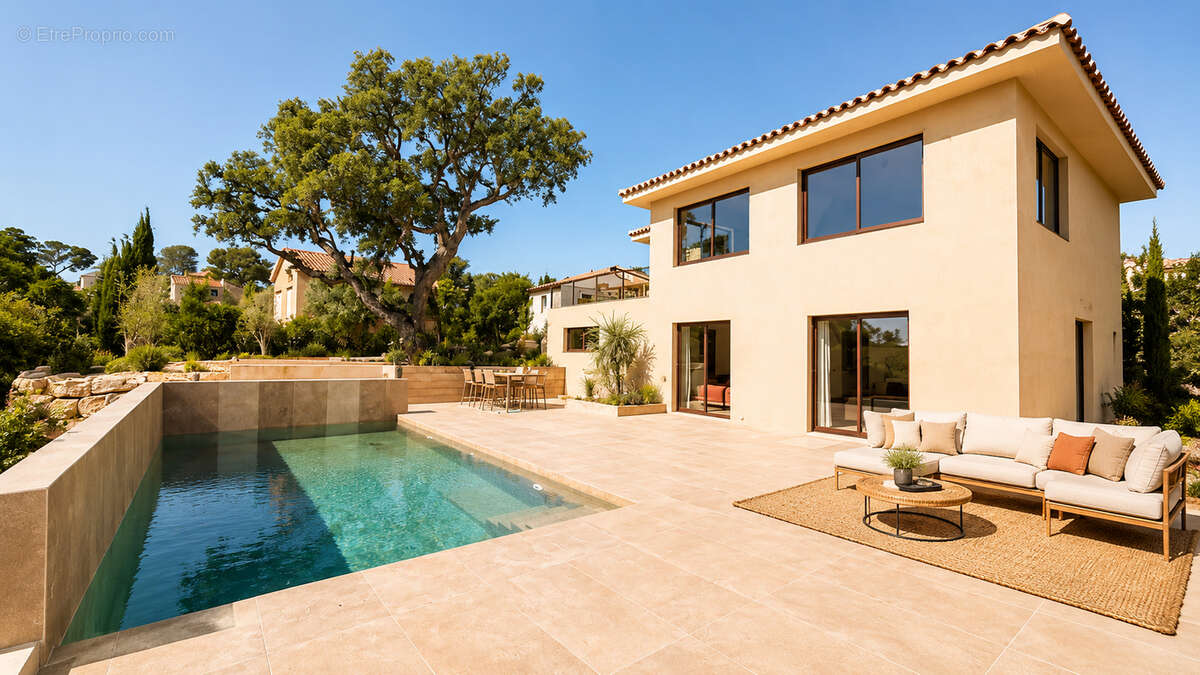 Villa contemporaine rénovation 2026 vue mer  garage piscine saint-aygulf - photo 3