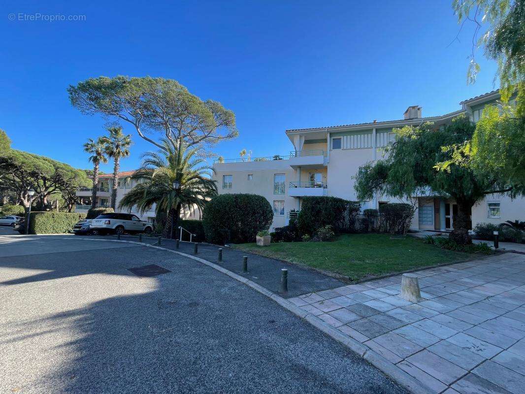 Appartement à SAINT-RAPHAEL