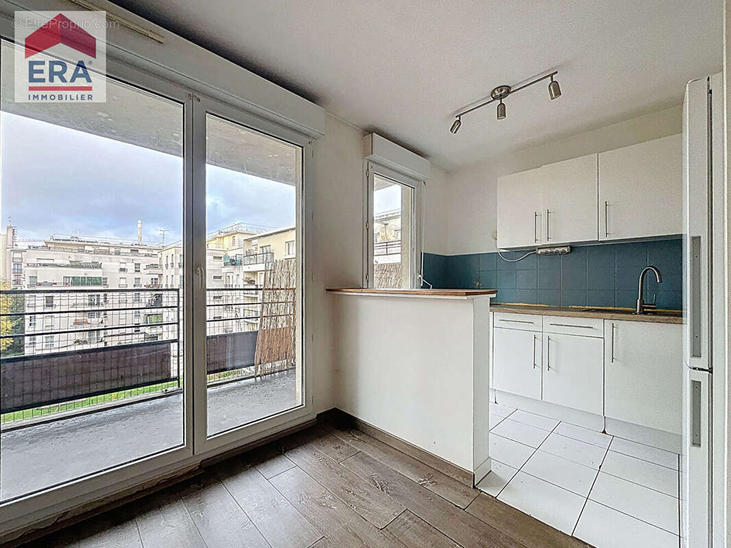Appartement à IVRY-SUR-SEINE