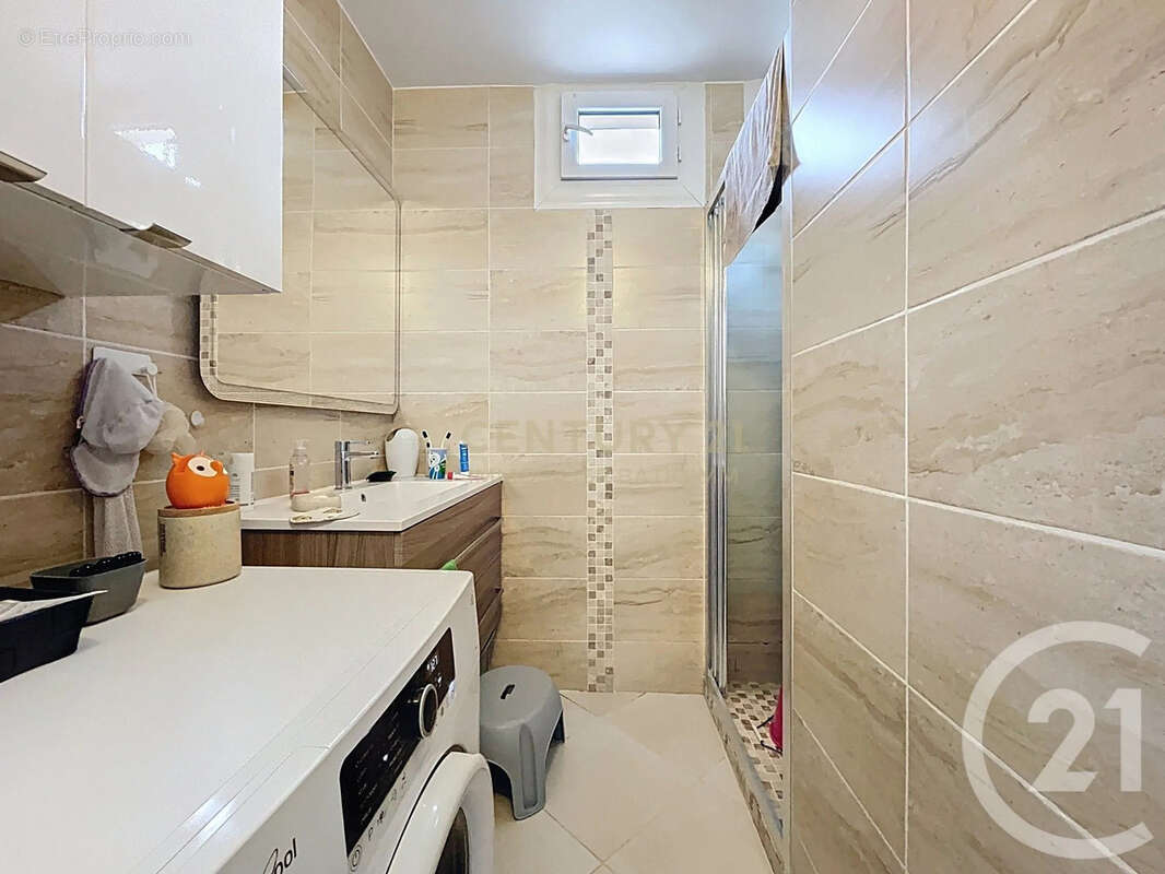 Appartement à BOURGOIN-JALLIEU