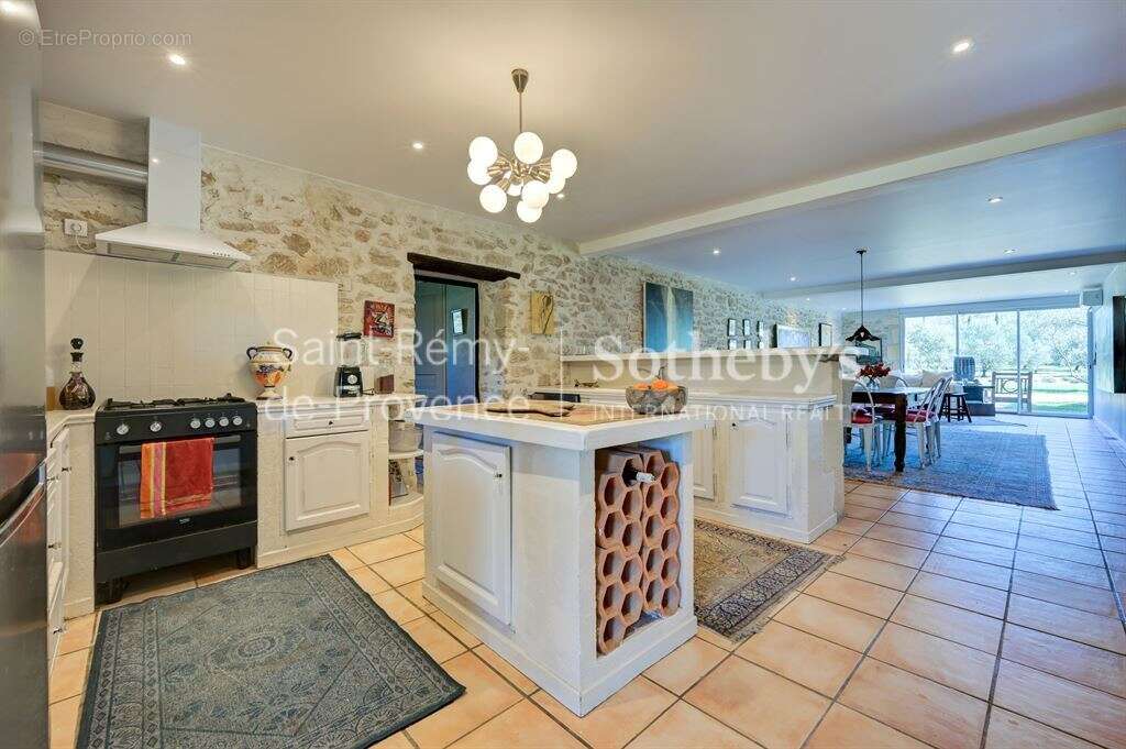 Maison à SAINT-REMY-DE-PROVENCE