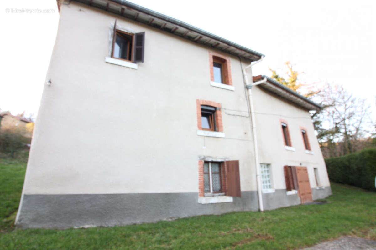 Maison à OLLIERGUES