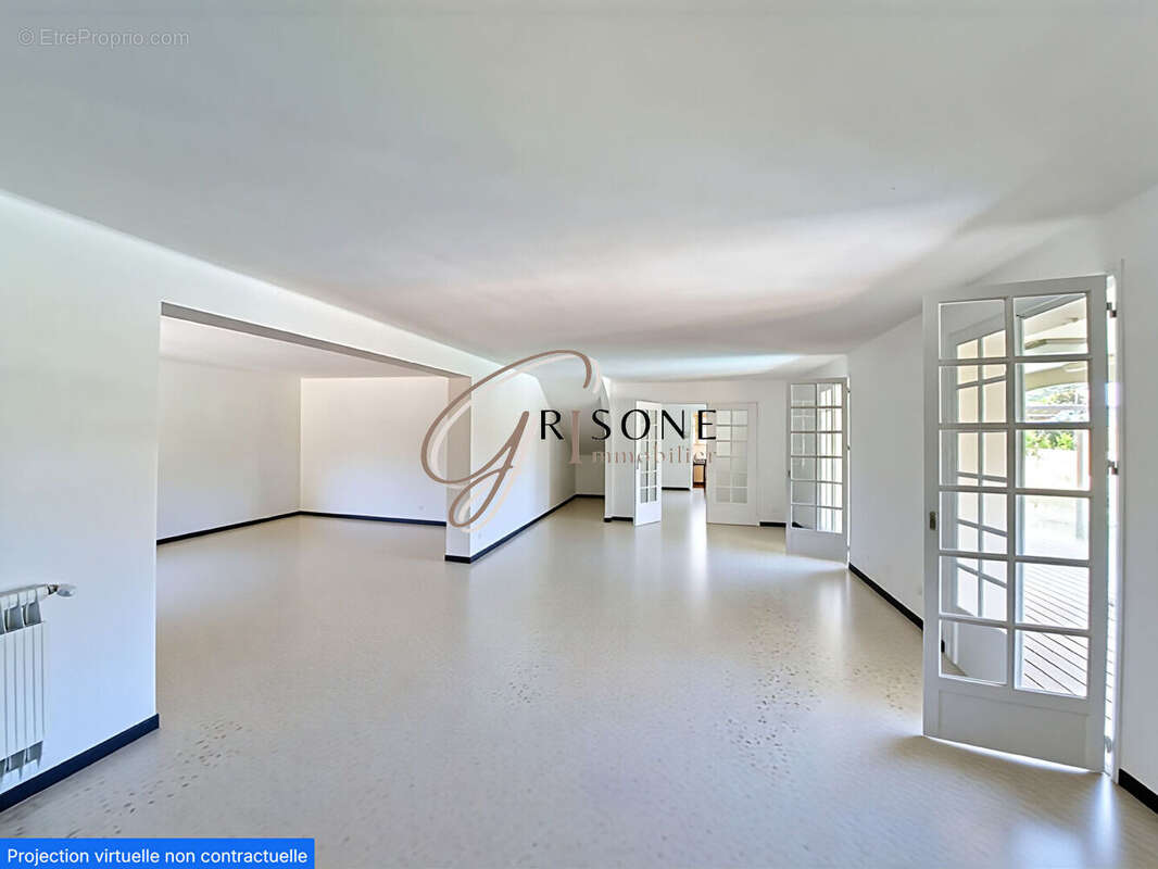 Villa de caractère de 240 m² à Sanary sur mer - photo 3