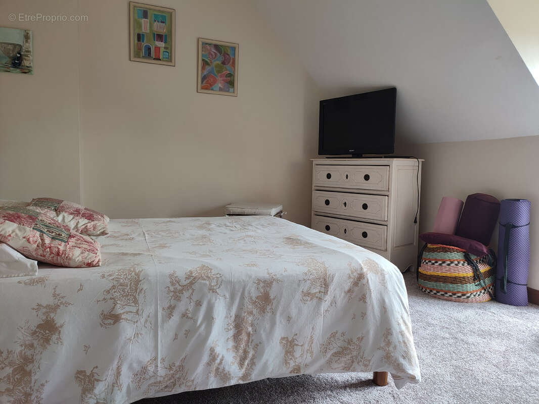 Maison à JUGON-LES-LACS