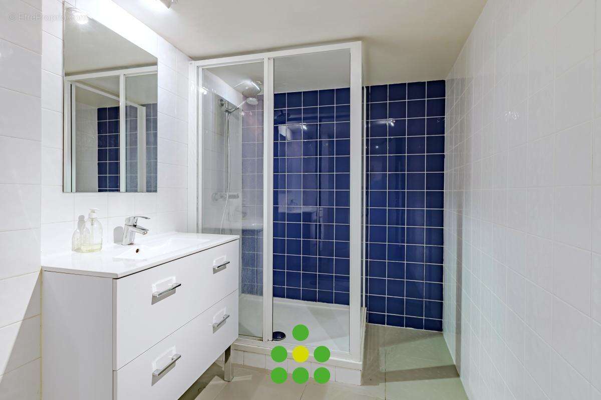 Appartement à ISSY-LES-MOULINEAUX