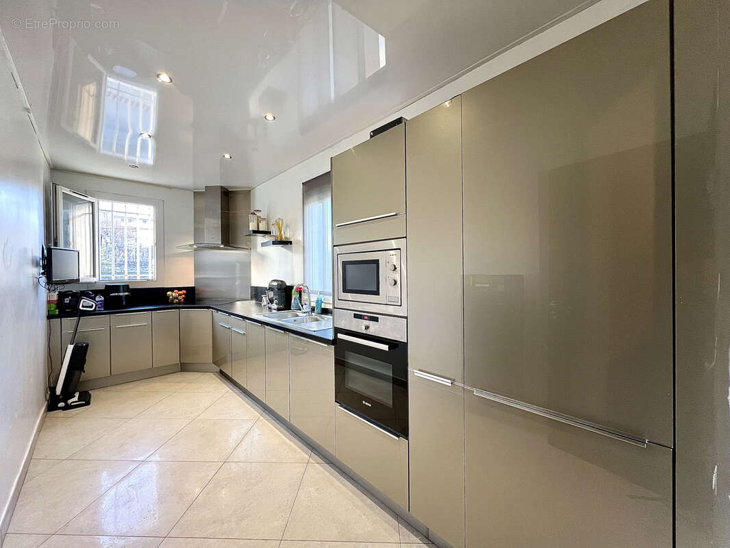 Appartement à MARSEILLE-13E