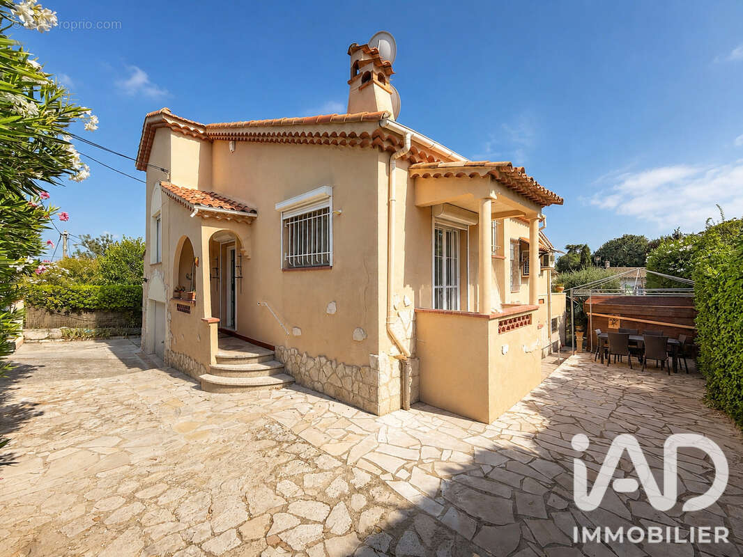 Maison 88 m² à Cagnes-Sur-Mer  - photo 2