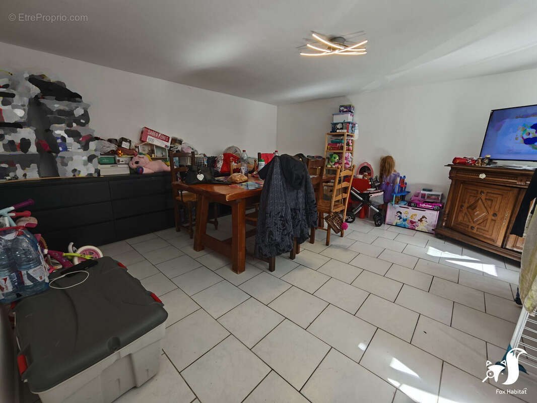 Maison à AVESNES-LES-AUBERT