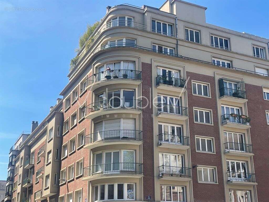Superbe appartement 3 chambres LILLE Centre - photo 3