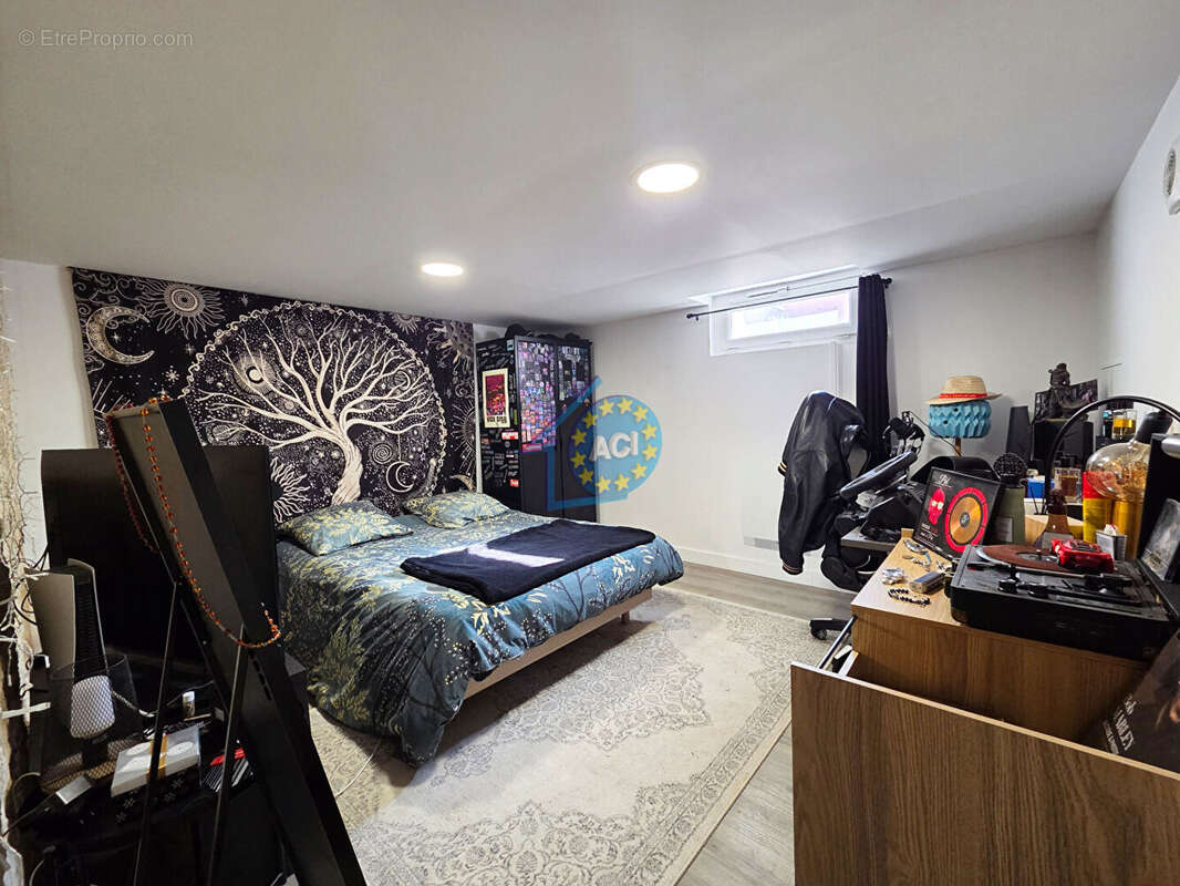 Maison à MANTES-LA-JOLIE