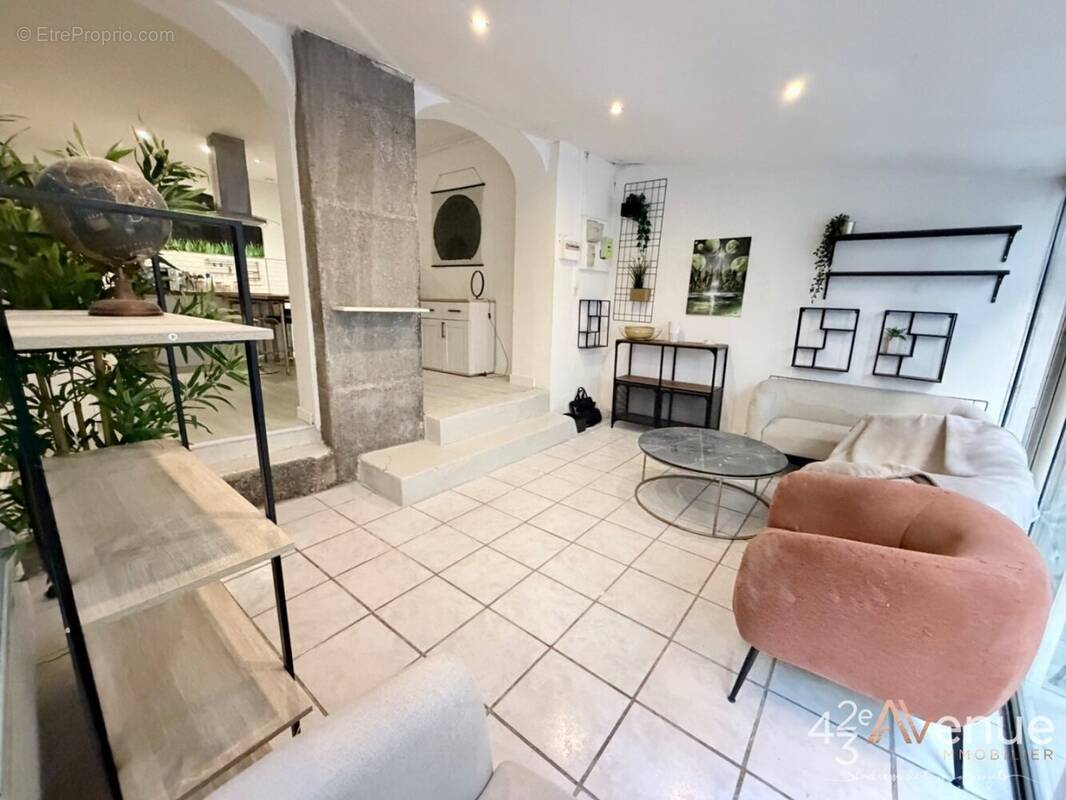 Appartement à SAINT-ETIENNE