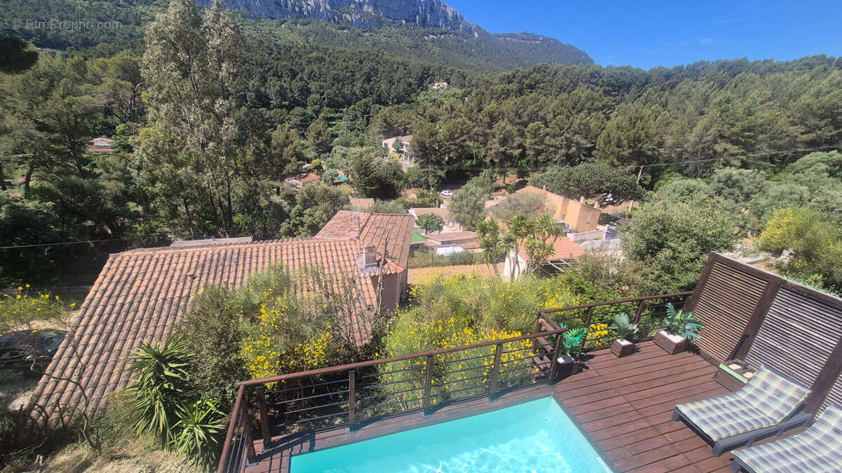 Maison à LA VALETTE-DU-VAR
