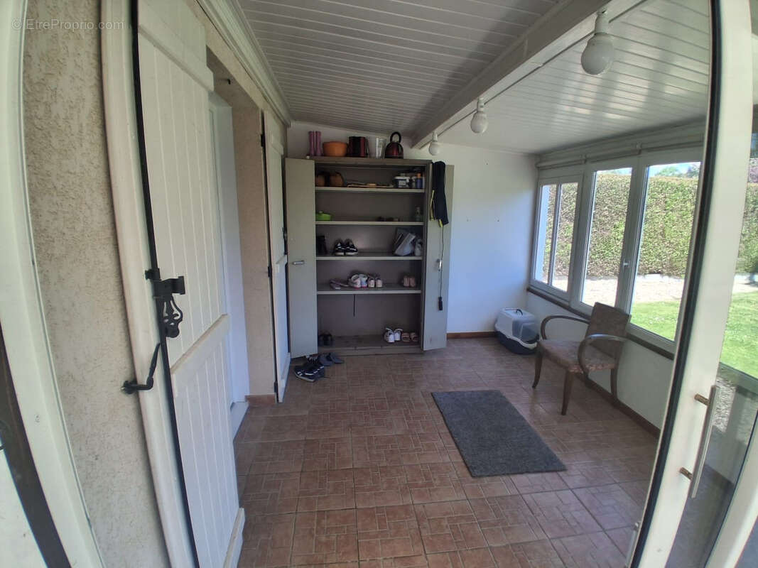 Maison à TAVAUX-ET-PONTSERICOURT