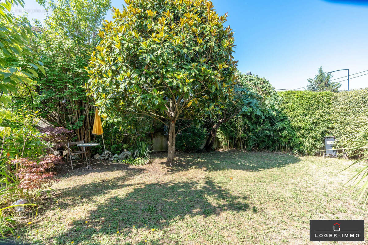 Maison à SAINT-MAUR-DES-FOSSES
