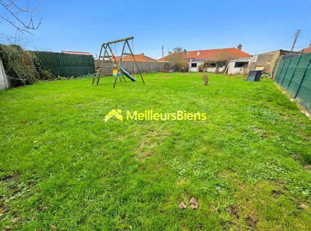 Maison à RECQUIGNIES