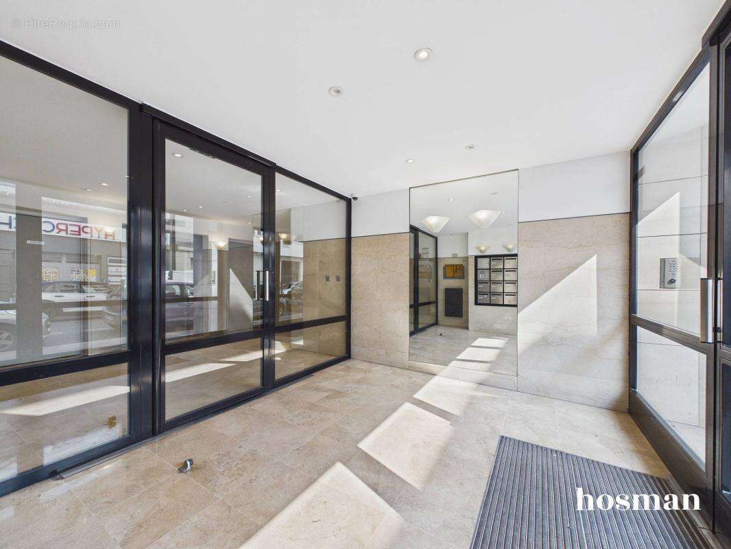 Appartement à LEVALLOIS-PERRET