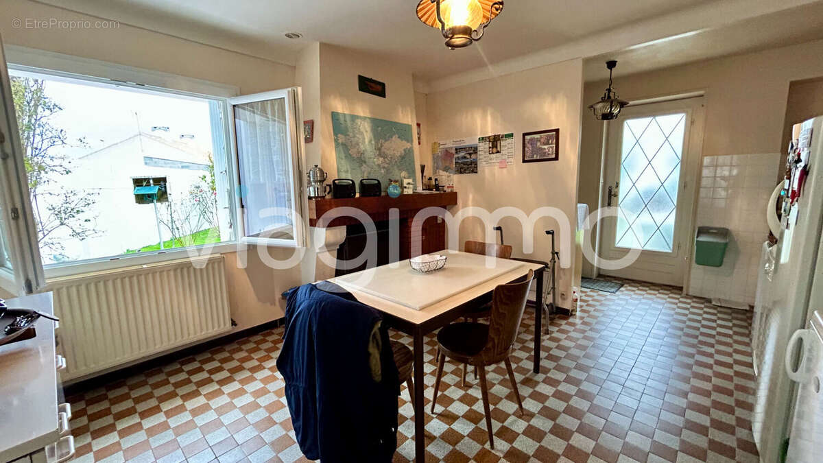 Maison à LE PERRIER