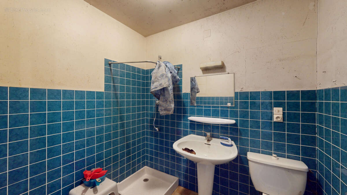 Maison plain pied sur 13.65 ares de terrain. - photo 12