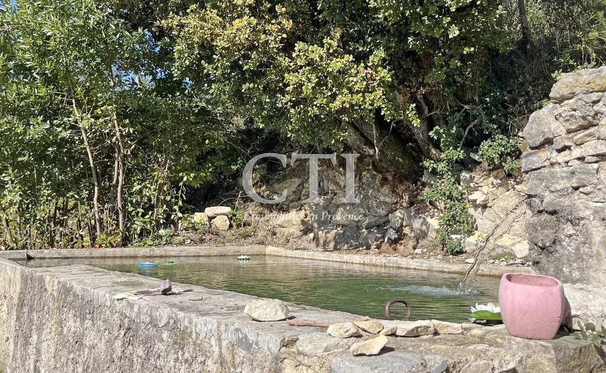 Maison à VAISON-LA-ROMAINE
