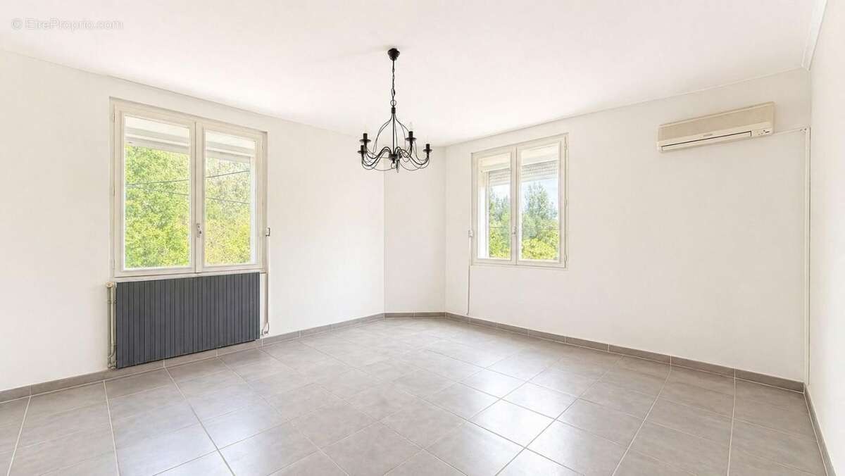 Maison à AUBIN