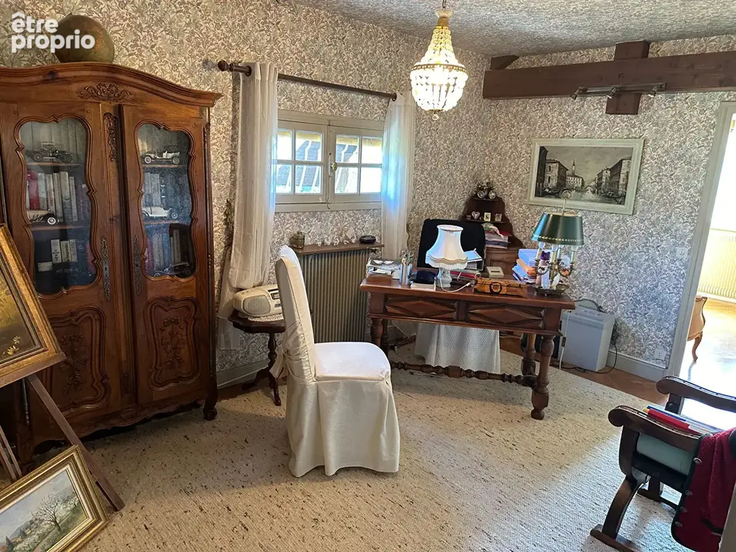 Co - Exclusivité. Maison de charme de 200 m² dans un très bel envirronnement. - photo 12
