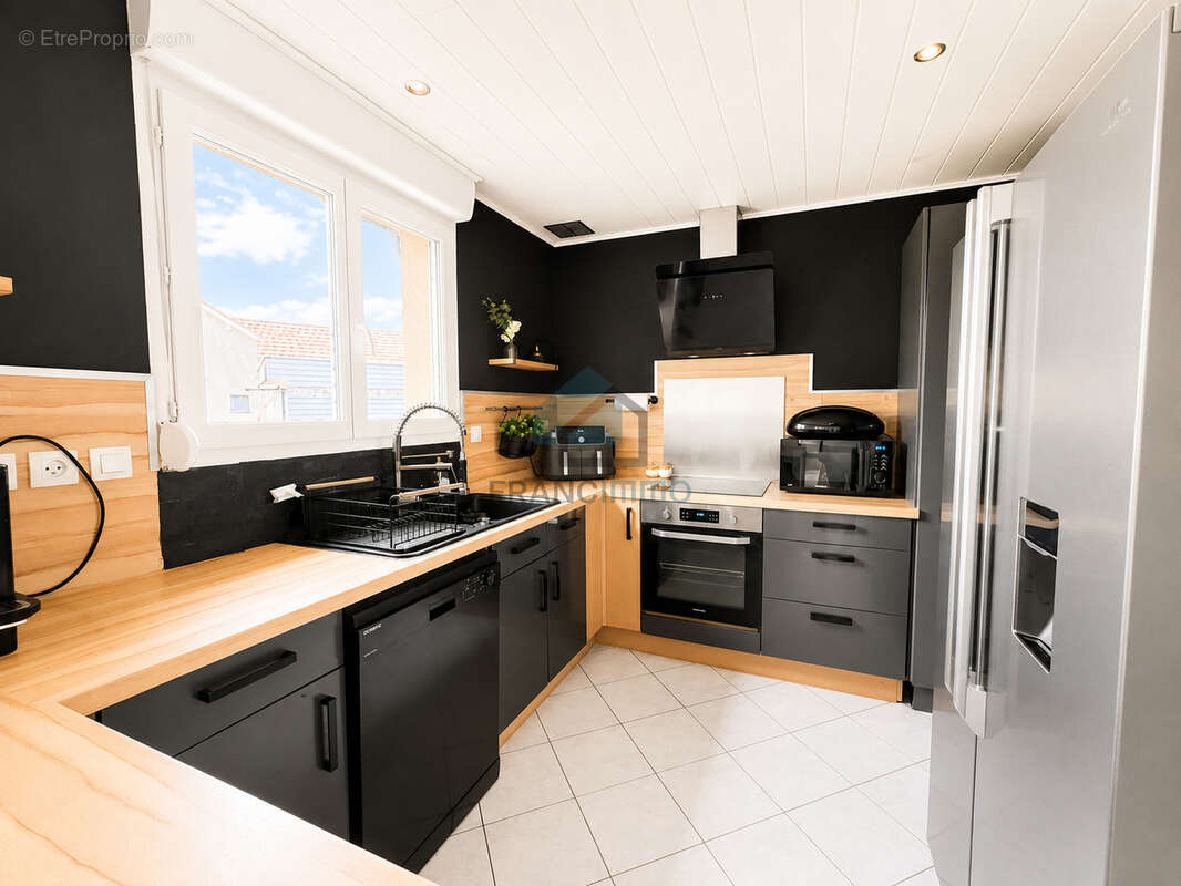 Maiche - agreable maison - photo 11