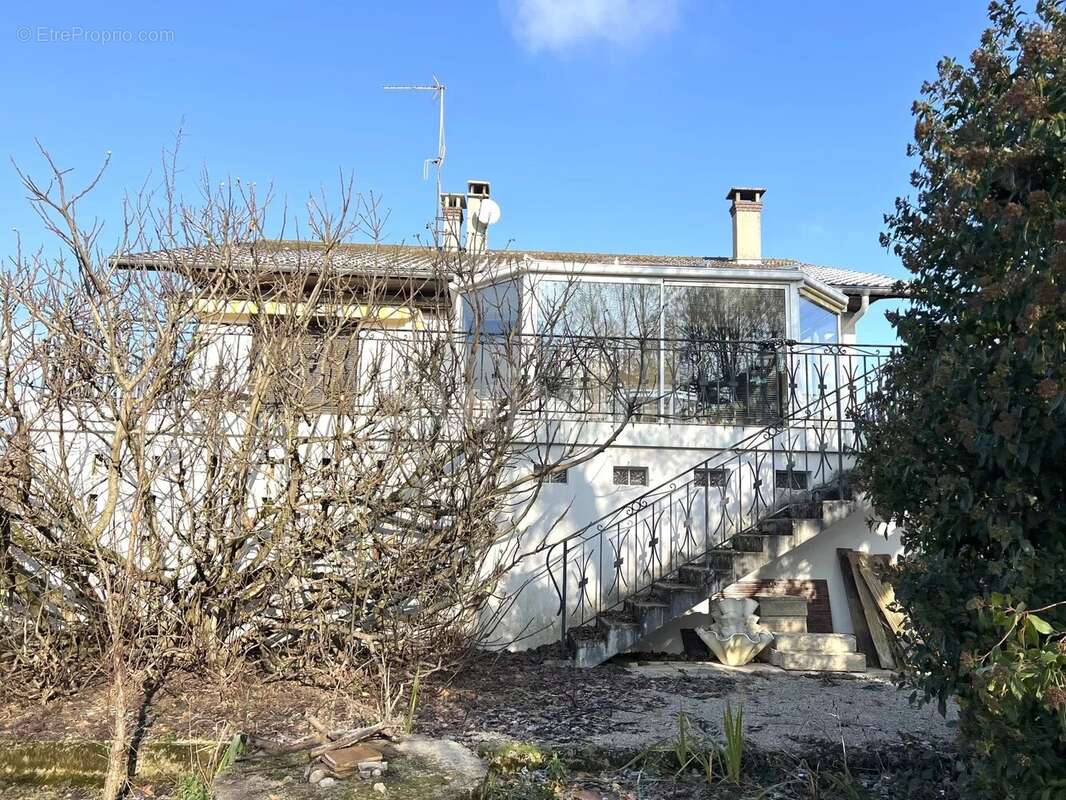 Maison à LONS-LE-SAUNIER