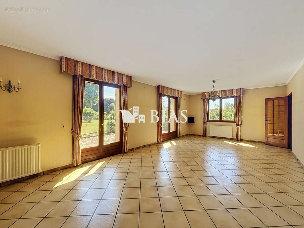 Maison 225 m² à Daubeuf-La-Campagne  - photo 6