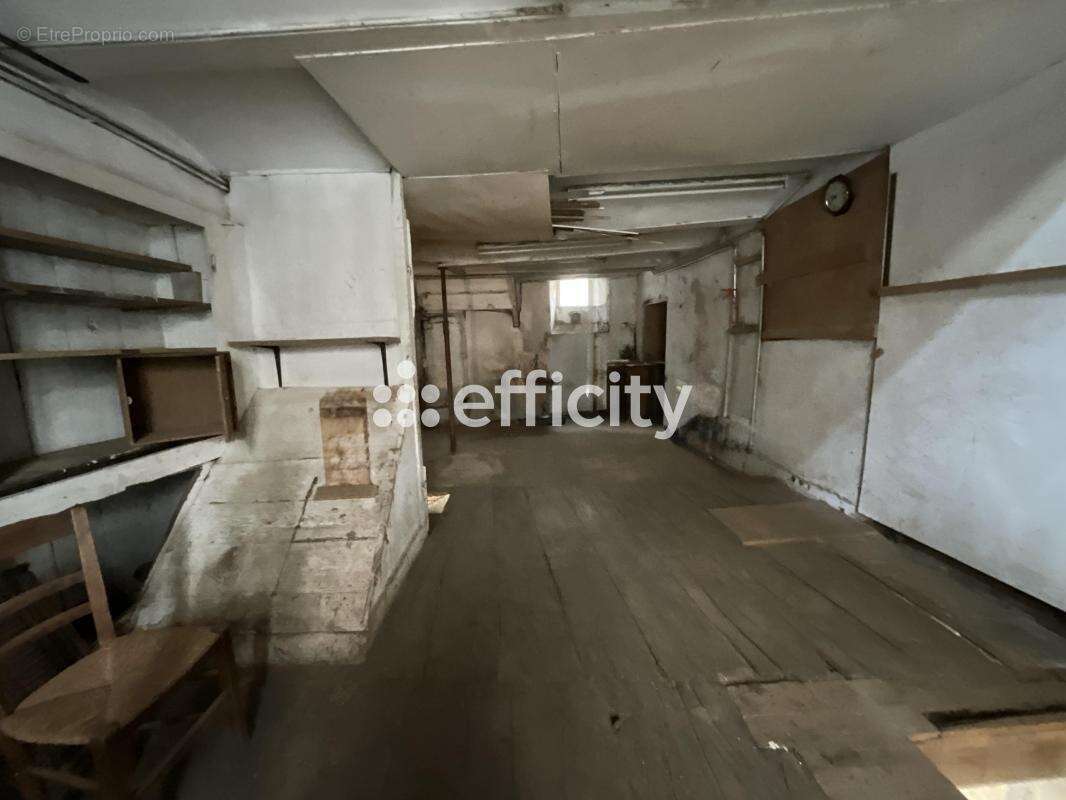 Appartement 148 m² à Le Cheylard  - photo 10