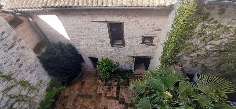 Maison à MONTPEZAT-DE-QUERCY