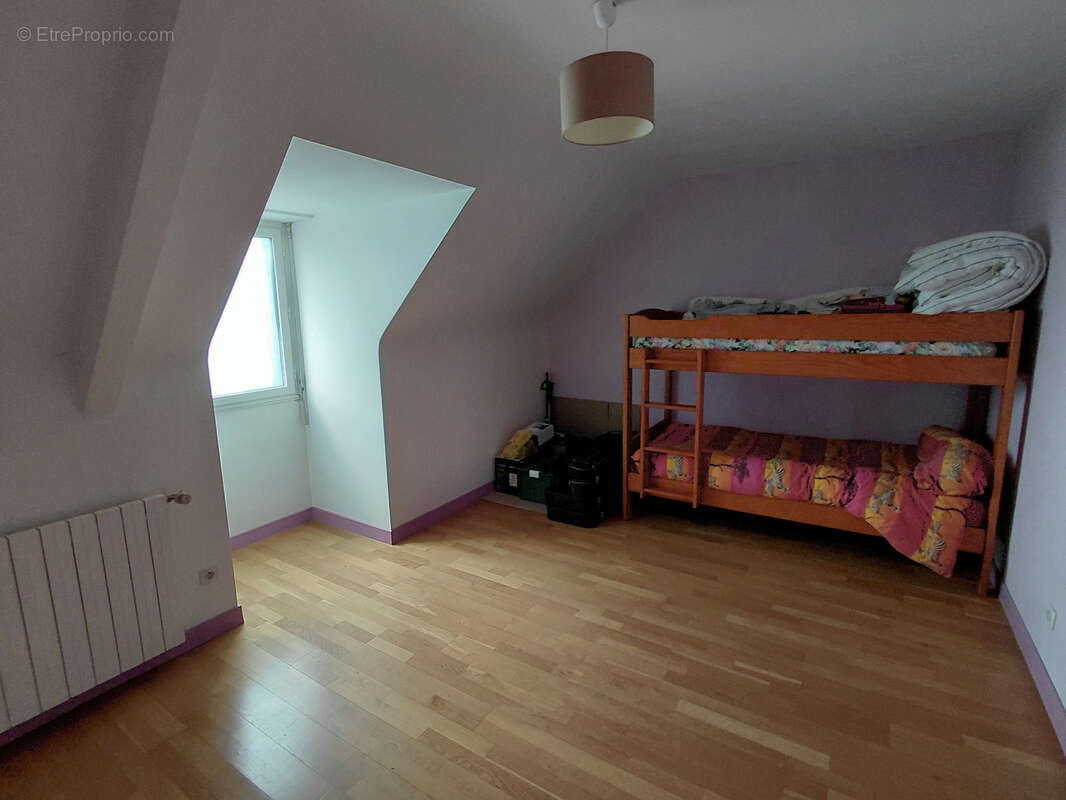 Grande maison familiale de 171 m2 à  LANVOLLON - photo 11