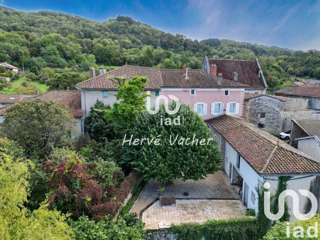 Photo 2 - Maison à COLIGNY