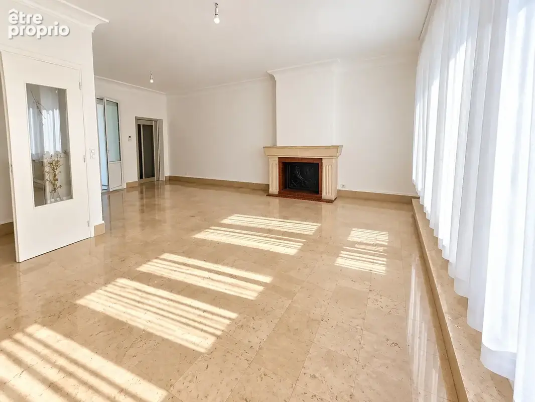 Rue Joseph Servas Maison familiale avec ascenseur privatif - photo 10