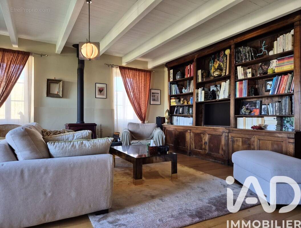 Photo 1 - Maison à CHARRON