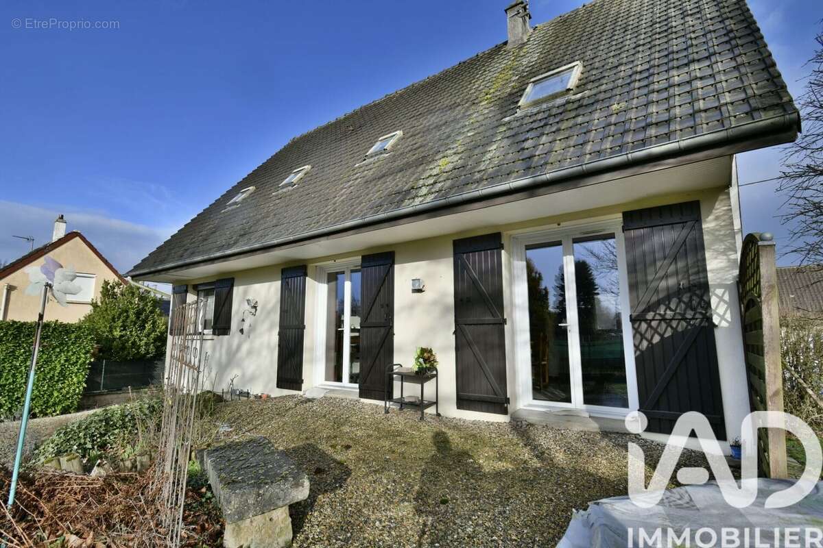 Photo 3