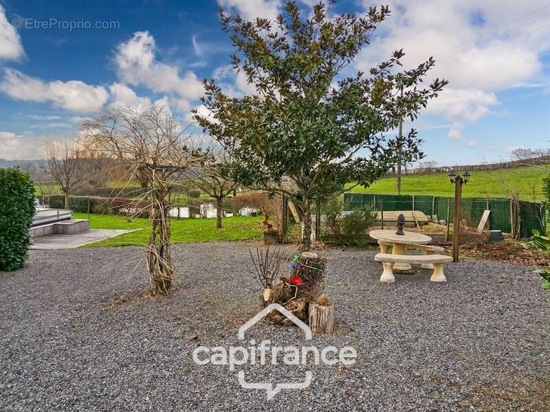 Dpt nièvre (58), MILLAY, Maison à vendre 9 pièces, 207m², 1.71 ha, piscine, dépendances, Morvan - photo 5
