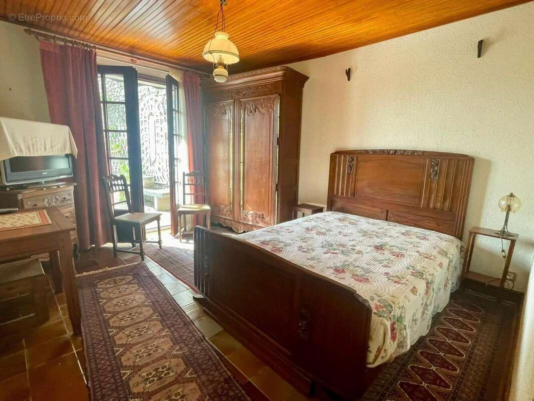 Photo 8 - Maison à SAINT-MEDARD-LA-ROCHETTE