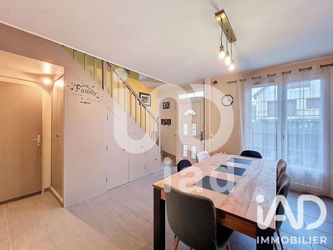 Maison 116 m² à Aulnay-Sous-Bois  - photo 7