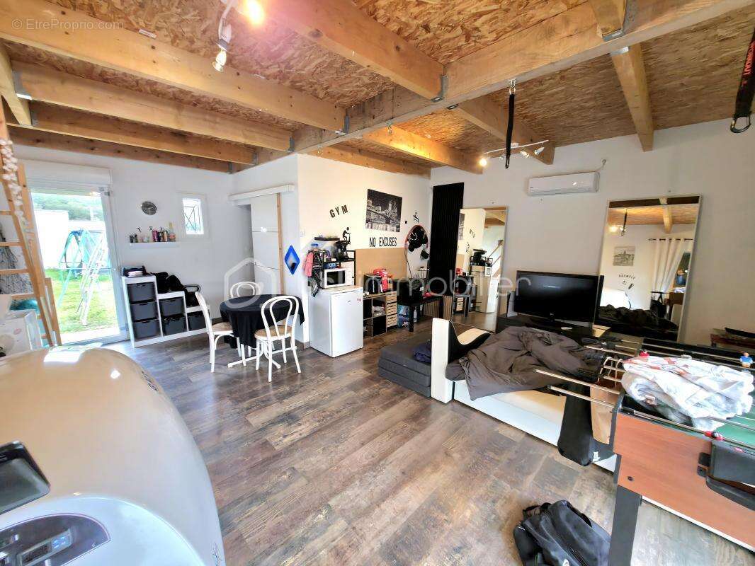 Mondragon / 2 villas / 390 m² habitable / piscine / terrain 7 500 m² - photo 19