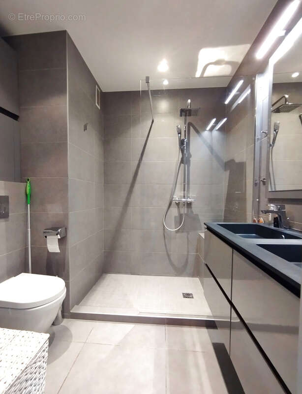 Appartement à MANDELIEU-LA-NAPOULE