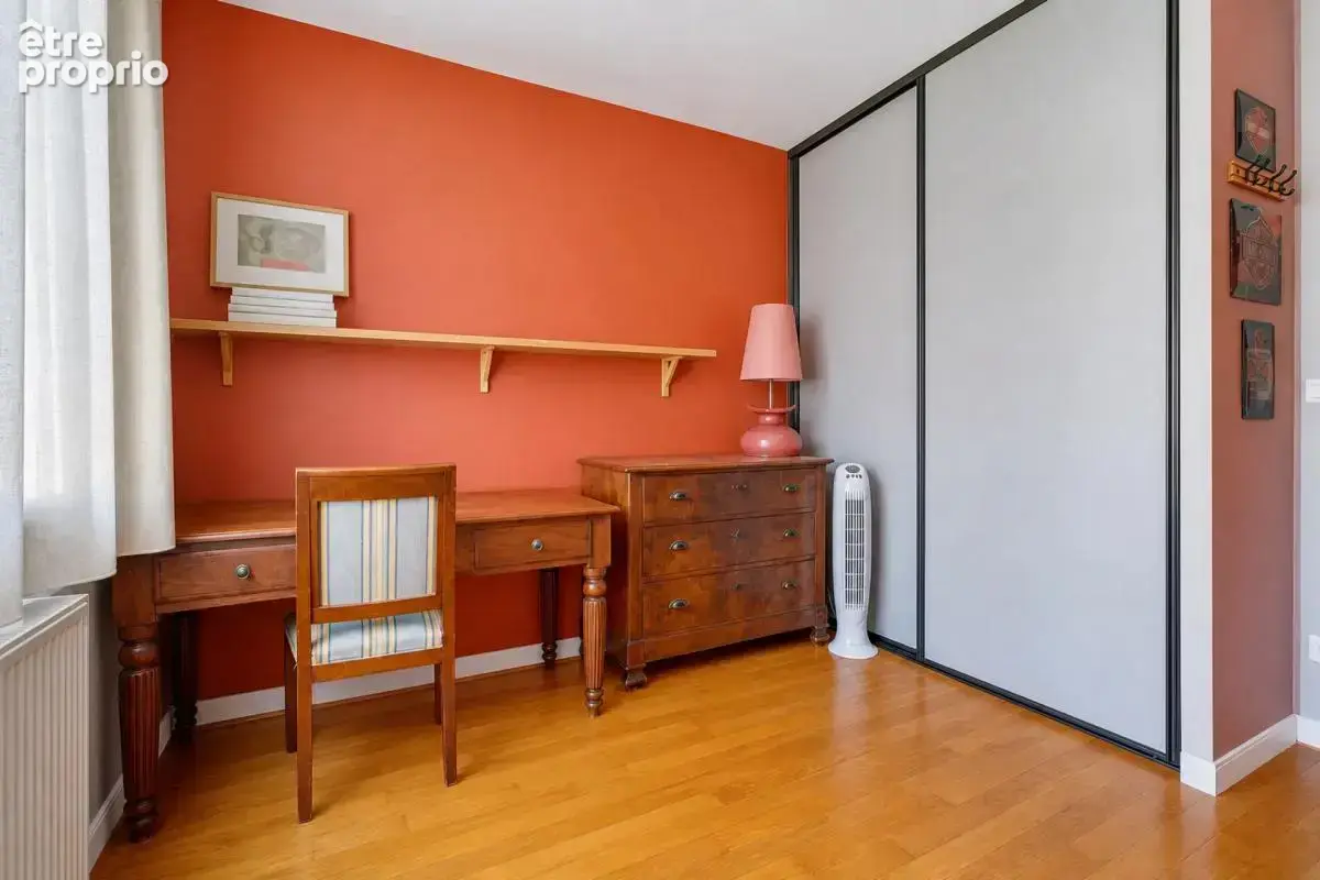 Maison de 5/6 pièces de 85 m² à Villeurbanne avec Garage et Cour - photo 9
