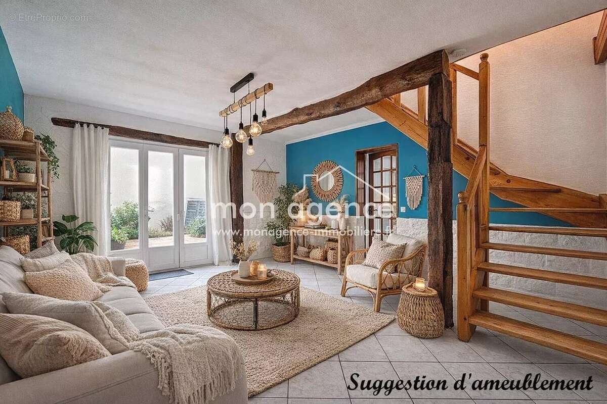 Maison à LA NEUVILLE-CHANT-D'OISEL