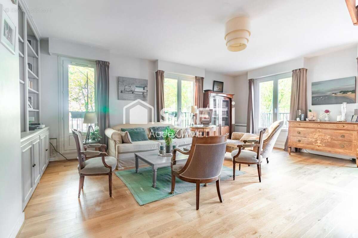 Photo 2 - Appartement à VERSAILLES