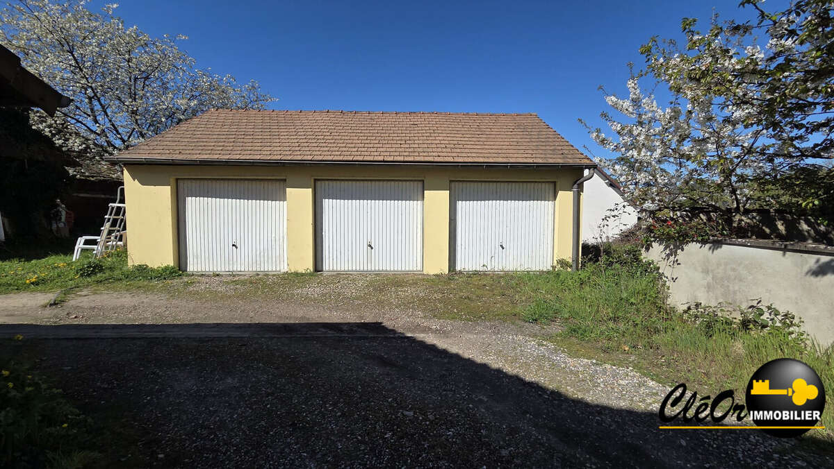 Appartement à PIERRE-DE-BRESSE