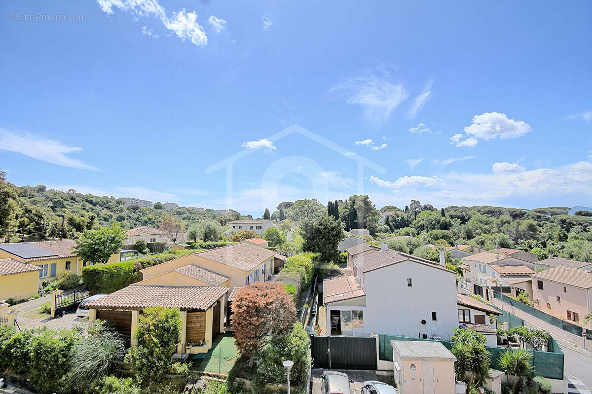 Appartement à LE CANNET
