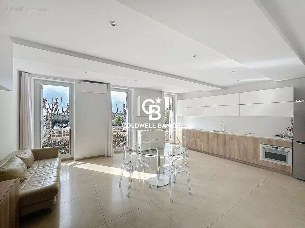 Appartement à SAINT-RAPHAEL