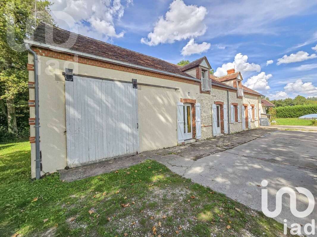 Photo 3 - Maison à CHEVILLON-SUR-HUILLARD
