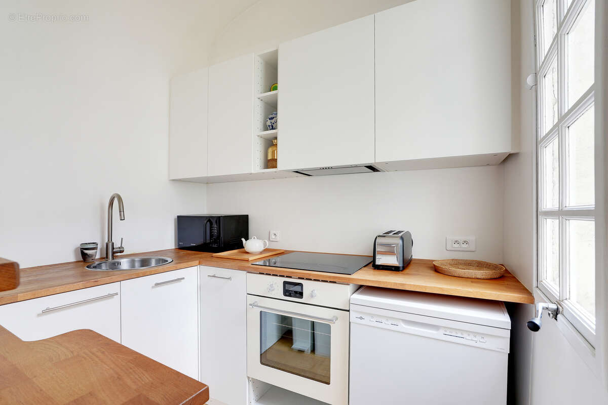 Appartement à PARIS-3E