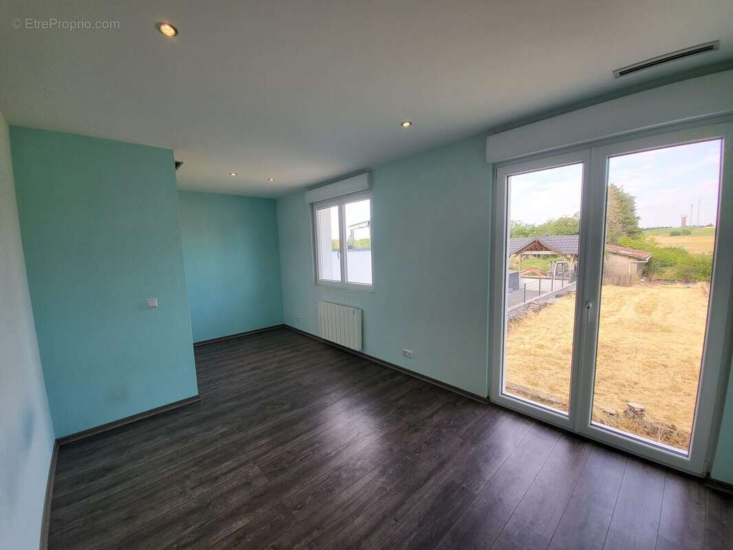 Maison 124 m² à Mercy-Le-Bas  - photo 5